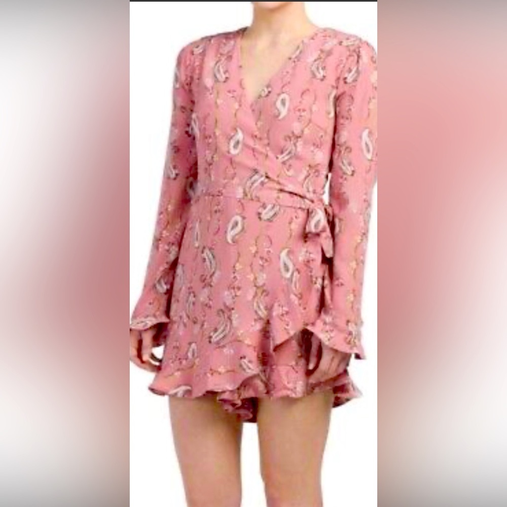Strut & Bolt Pink Paisley Romper Long Sleeve Ruffle Cuffs & Hem Faux Wrap M 👍